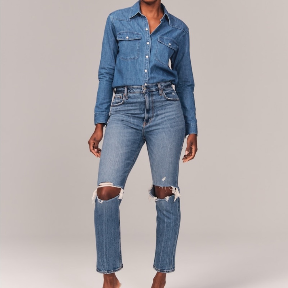 Abercrombie and Fitch Curve Love Ankle Straight jeans